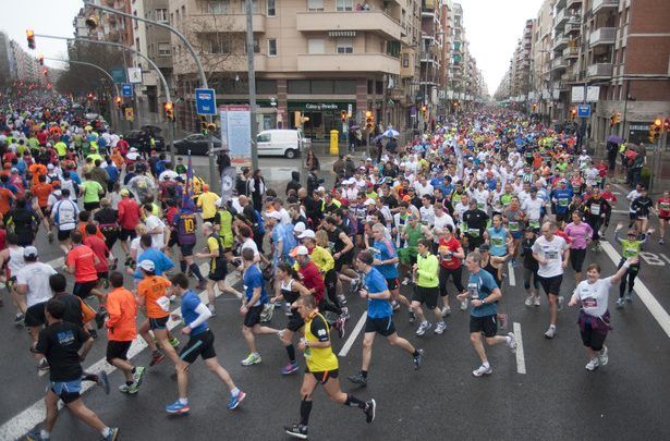 El etíope Gezahegne Abera Hunde gana el maratón de Barcelona